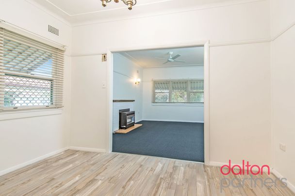 Renovated Three Bedroom Home - Photo 1