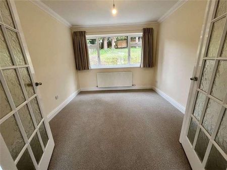 Deepcut Bridge Road, Deepcut, Camberley, Surrey, GU16 - Photo 4