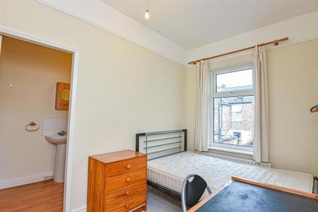 3 bedroom house to rent - Photo 2