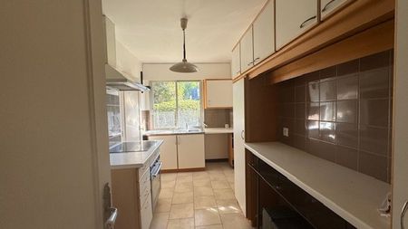 Location Appartement 3 pièces 84m² - Photo 3