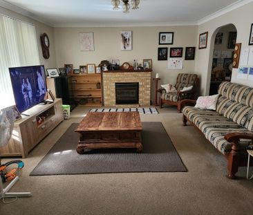 Ferny Grove - Photo 2