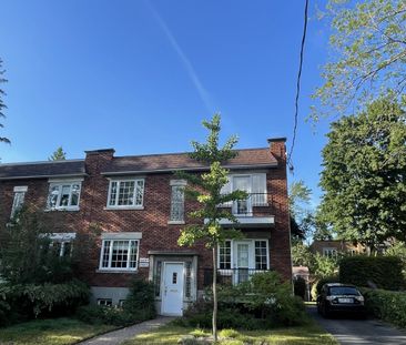 Grand 5 1/2 à Ahuntsic Cartier-Ville au deuxième étage - Photo 2