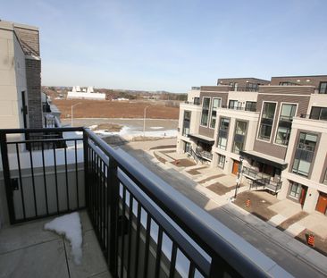 For Lease - 11 Walder Lane Unit# J301, Richmond Hill, Ontario - Photo 4