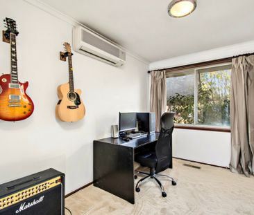 Family Home in the Heart of Kaleen - Photo 6
