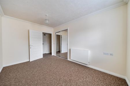 Astonia Lodge, Stevenage - Photo 5