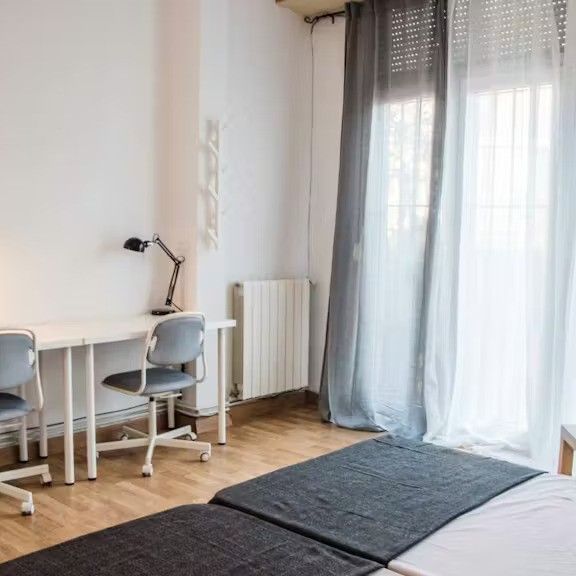 Calle Castellón, Valencia, Valencian Community 46004 - Photo 1