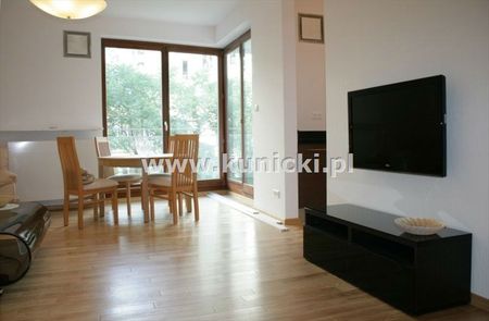 Warszawa, Śródmieście, Grzybowska - Photo 4