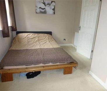 Hombrook Drive, Binfield, Berkshire, RG42 - Photo 4