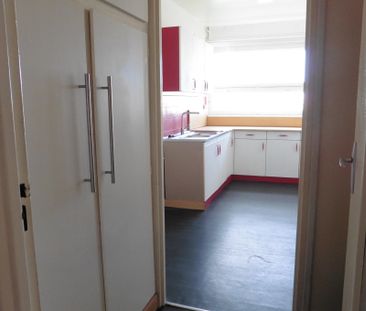 Location Appartement 3 pièces 74m² ANTONY 92160 - Photo 2