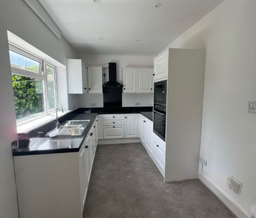 2 Bed Semi-Detached House, Roydene Crescent, LE4 - Photo 4