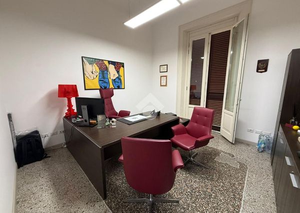 5 locali in affitto