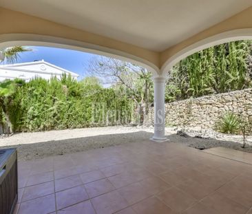 Cozy villa for rent in a quiet residential in Calpe, Alicante - Photo 4