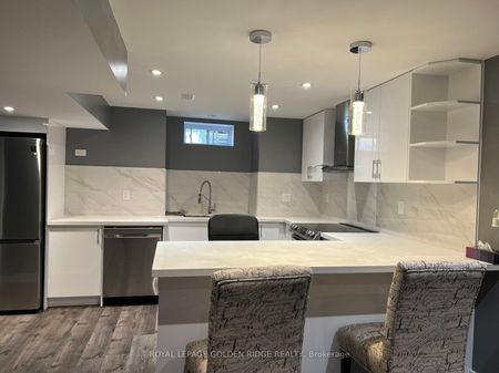 For Lease - 472 Parkview Boulevard Unit# BASEMENT, Mississauga, Ontario - Photo 3