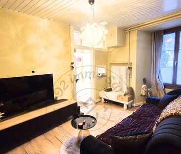 Live & create in the heart of the Lower Town – 2.5 rooms with workshop - Photo 2