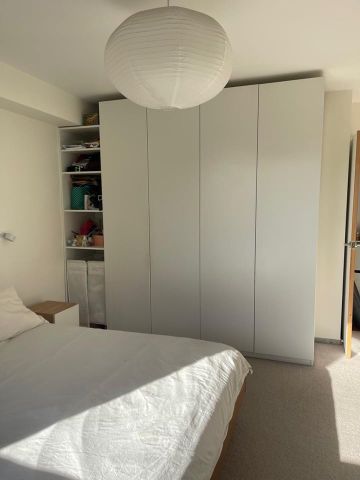 2 Bed Flat, Greenwich, SE10 - Photo 2