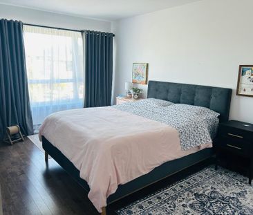 Très grand condo haute gamme 5 1/2 sur 2 étages à aire ouverte avec... - Photo 2