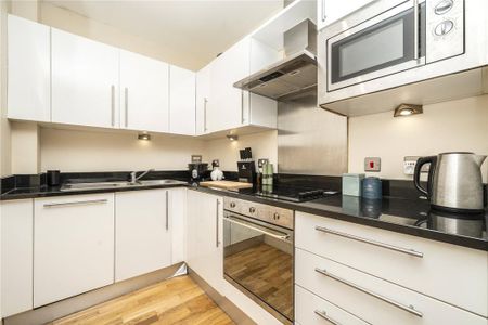 Studio to rent - Photo 4