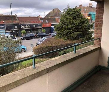 The Pantiles, Finchley Road, Temple Fortune, Greater London, NW11 - Photo 3