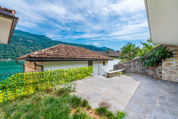 Charming traditional Ticinese house on the lakeside of Morcote - Foto 1