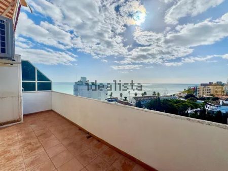 Alquiler de dúplex en Avenida de la Roca - Photo 2