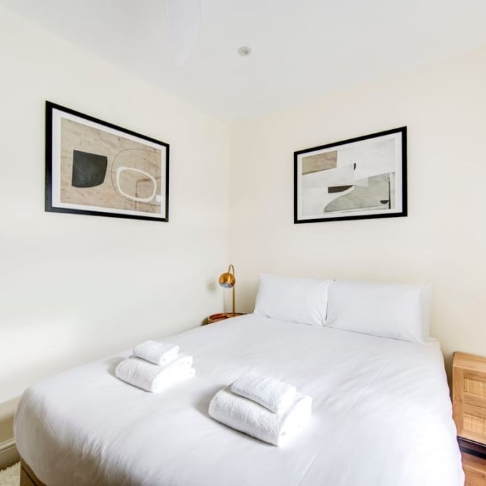 flat 2, 101 King Street, London W6 9JG, UK, London - Photo 1