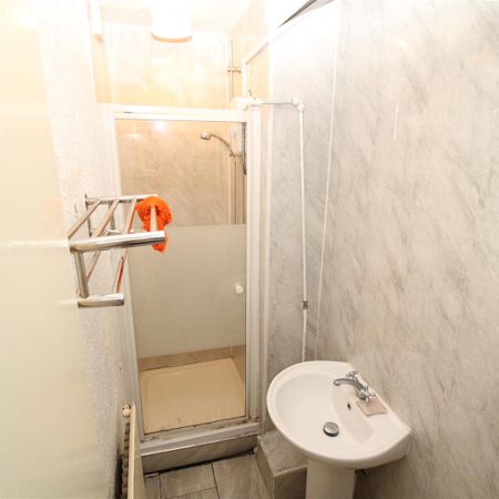 Room For Rent Broadway, Pontypridd - Photo 3