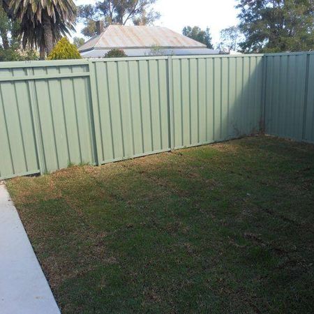 MODERN, FRESH AND CLOSE TO CBD - Photo 4