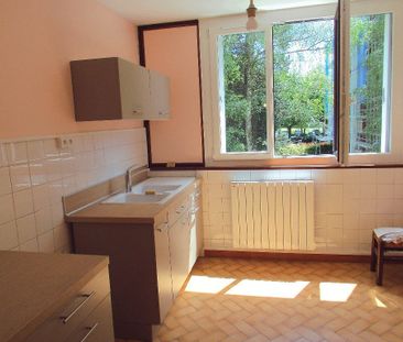 Location Appartement 2 pièces 46m² ST MARTIN D HERES 38400 - Photo 1