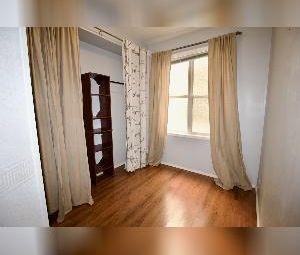 2 Bed + Den 1.5 Bath Underground Parking Glenora - Photo 1