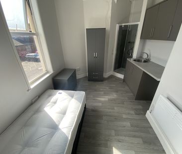 1 bed studio to rent Lewis Street, Walsall WS2 - Photo 1