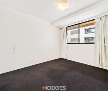 RARE DOUBLE STOREY DELIGHT IN MELBOURNE! - Photo 4