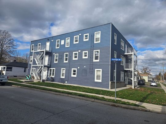 For Lease - 25 Forsythe Street Unit# 6, Fort Erie, Ontario - Photo 1