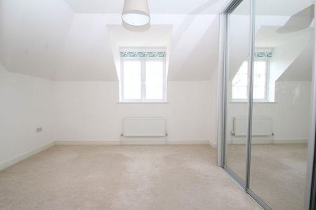 4 bedroom townhouse to rent - Photo 5