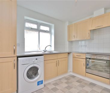 Kingston Road, Staines-upon-Thames, Surrey, TW18 4EJ - Photo 5