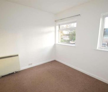 Furnival Avenue, Slough, SL2 - Photo 4
