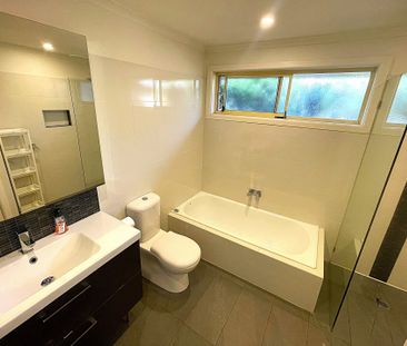Bentleigh East - Photo 1