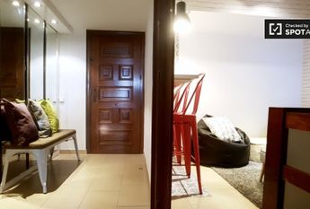 barcelona, Catalonia 08005