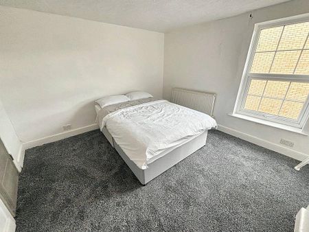 3 bedroom house share to rent - Photo 2