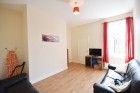 3 Bed - Trewhitt Road, Heaton - Photo 3