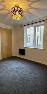 Ware Street - Photo 3