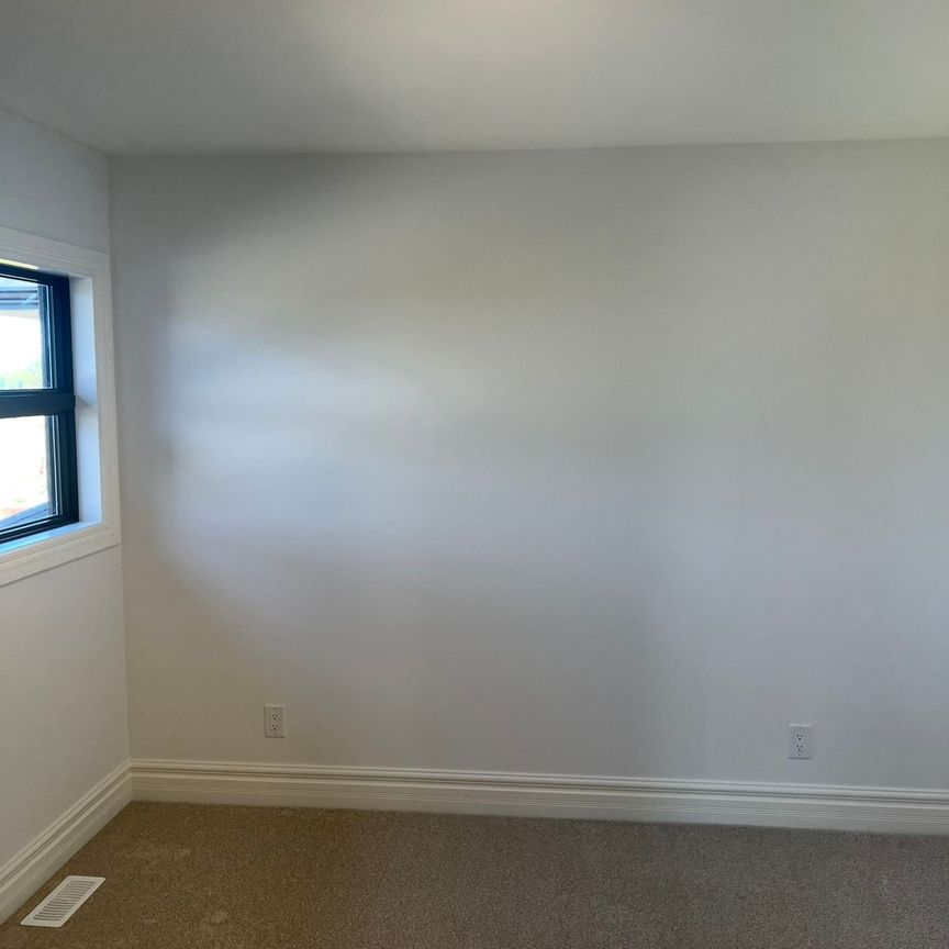 For Lease - 359 Marla Crescent, Lakeshore, Ontario - Photo 1