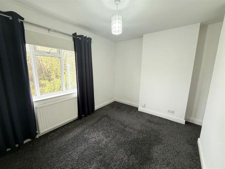 3 bedroom end of terrace house to rent - Photo 5