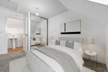 3 bedroom semi-detached house to rent - Photo 4