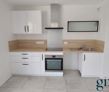 Location Appartement 2 pièces 46m² GIERES 38610 - Photo 2