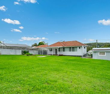 12 Tennent Road, Mount Hutton NSW 2290 - House For Rent | Domain - Photo 3