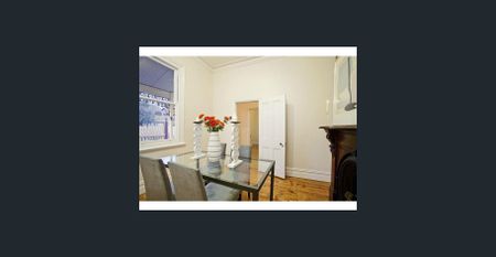 CENTRALLY LOCATED IN THE HEART OF YARRAVILLE - Photo 3