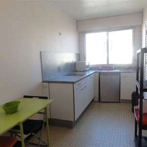Location Appartement 1 pièce Meublé 32m² LE CREUSOT 71200 - Photo 2