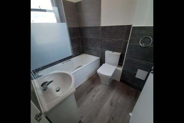 Studio Flat, Praed Street, W2 - Photo 1