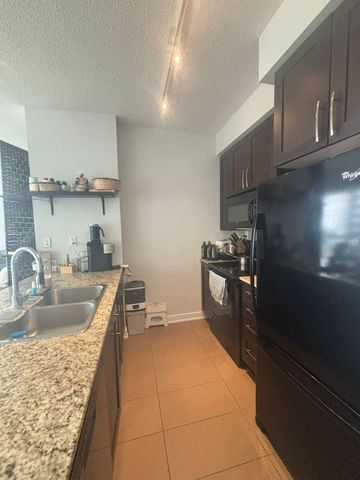 For Lease - 4065 Brickstone Mews Unit# 903, Mississauga, Ontario - Photo 5