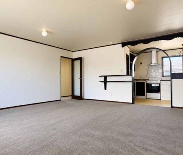 Charming 2-Bedroom Home with Garage & Off-Street Parking Ã¢ÂÂ Man... - Photo 1